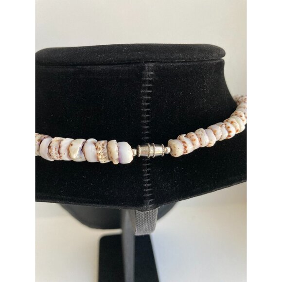 Vintage Puka Shell Necklace 16.5” Authentic Hawaiian Tiger Cone 9mm 44 - Picture 2 of 7
